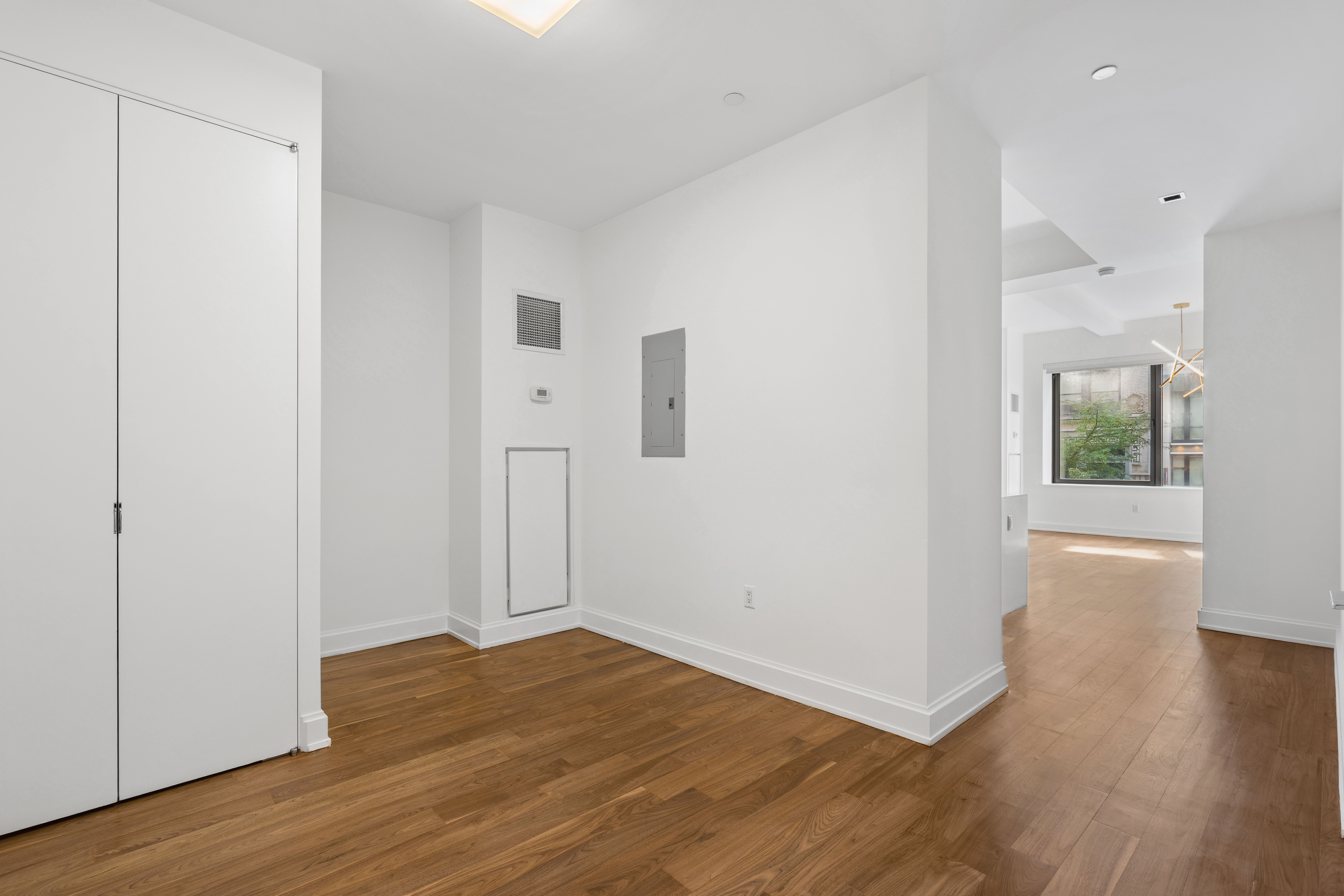 140 West 22nd Street, Unit 2A Manhattan, NY 10011 - Photo 6 of 19 Gallery Image 6
