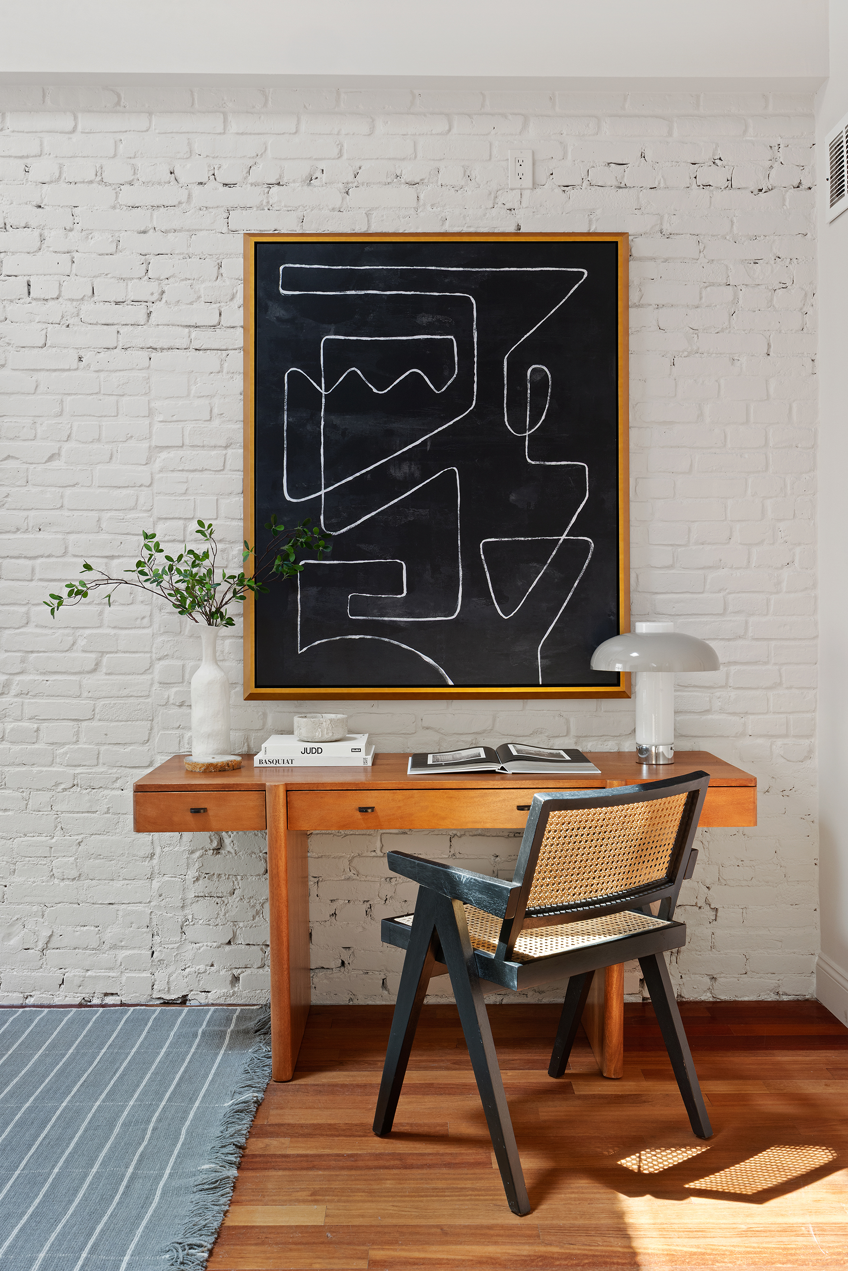 100 Reade Street, Unit 6CD Manhattan, NY 10013 - Photo 16 of 26 a wooden bench sitting in front of a building