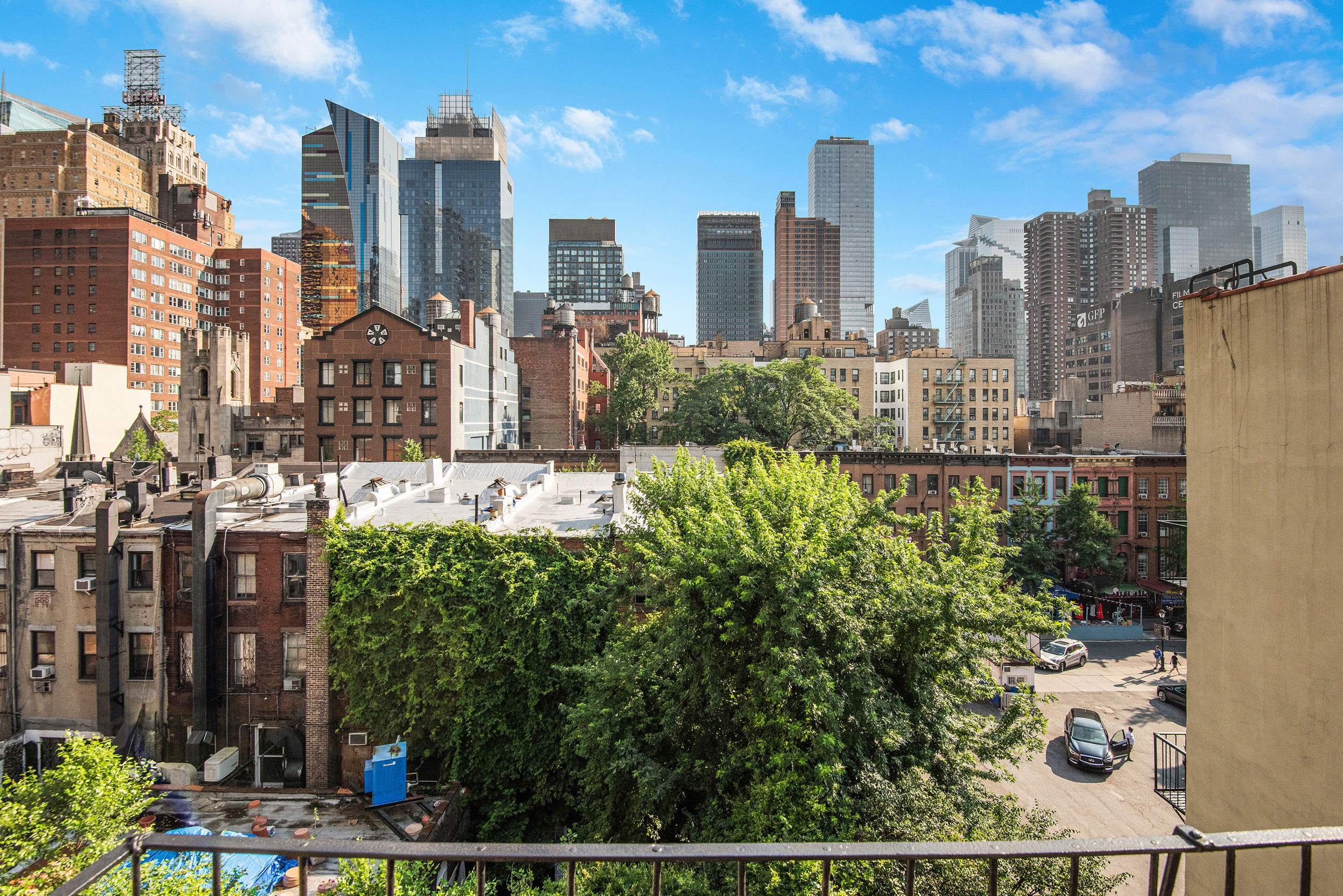 320 West 47th Street, Unit 5E Manhattan, NY 10036 - Photo 12 of 16