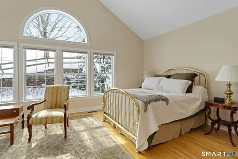 $975,000 | 638 Danbury Road, Unit 9, Ridgefield, CT 06877