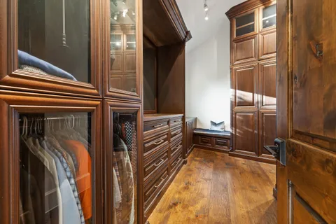 $11,900,000 | 6001 Krause Lane, Austin, TX 78738