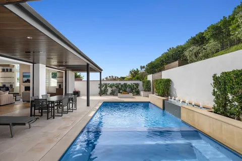 $11,495,000 | 621 Malabar Drive, Corona del Mar, CA 92625