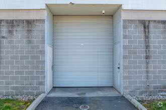 5705 Power Inn Road Sacramento, CA 95824 - Photo 6 of 8 a view of a bathroom