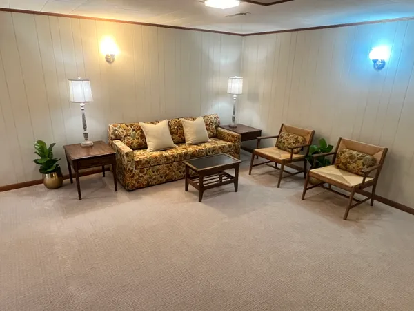 $1,350,000 | 3705 Templeton Place, Alexandria, VA 22304