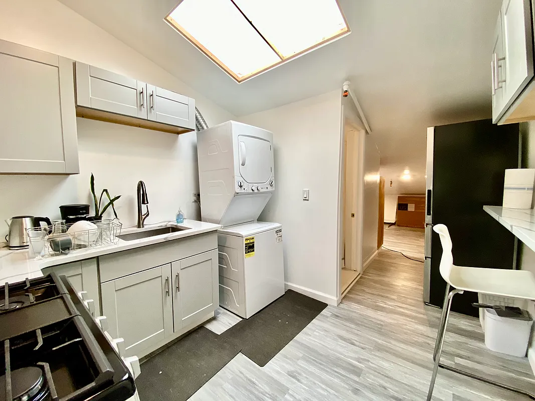 312 Decatur Street, Unit 3 Brooklyn, NY 11233 - Photo 1 of 6
