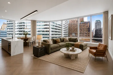 $3,950,000 | 111 Murray Street, Unit 16B | TriBeCa