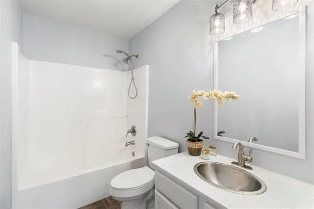 $215,000 | 100 Covington Meadow Circle, Unit B, Covington, LA 70433