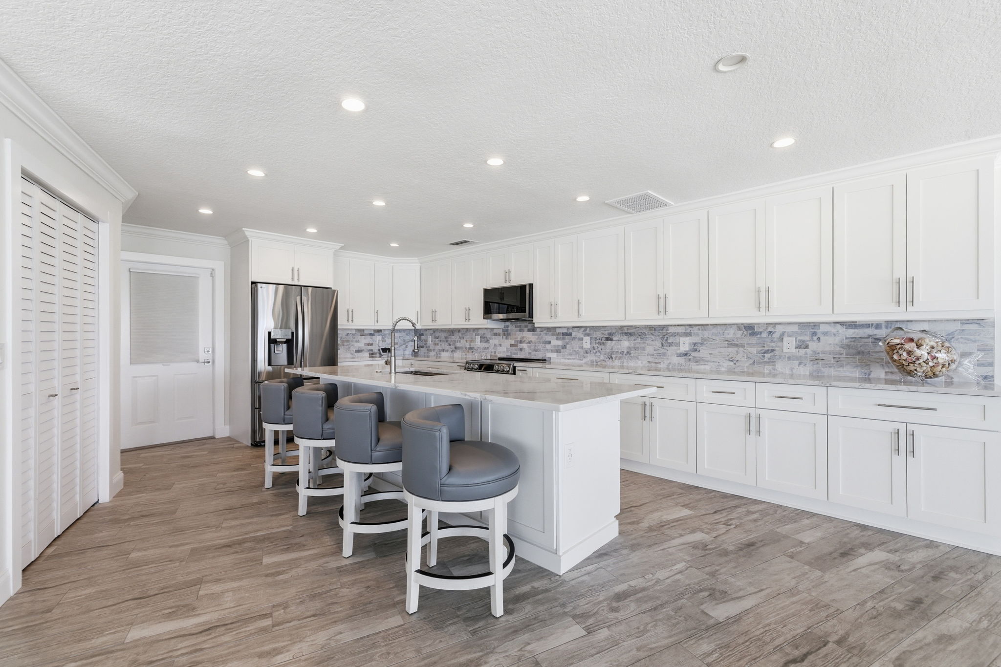 16123 6th Street East Redington Beach, FL 33708 - Photo 12 of 49