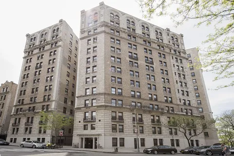 $649,000 | 790 Riverside Drive, Unit 1K | Washington Heights
