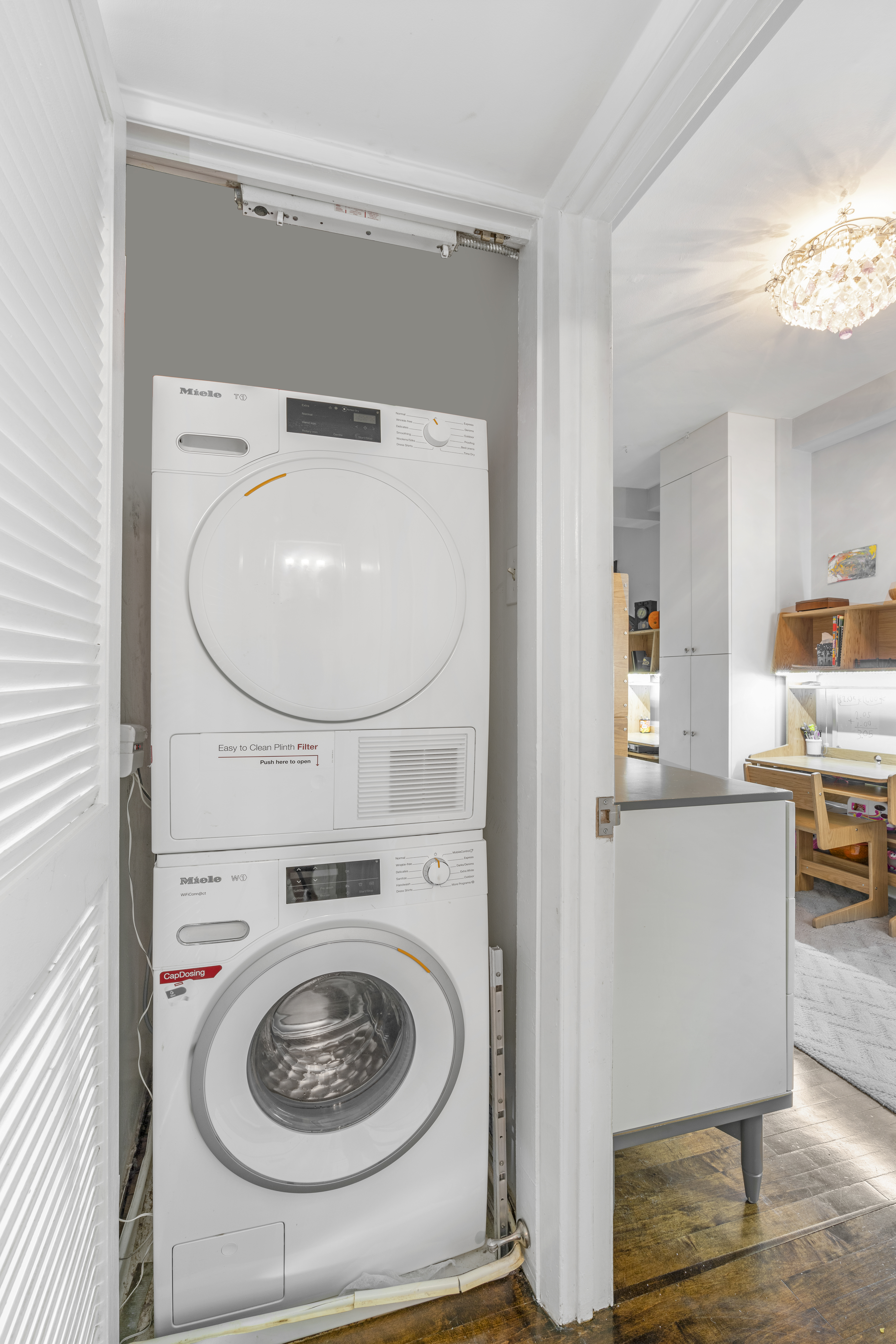 330 West 72nd Street, Unit 11C Manhattan, NY 10023 - Photo 14 of 18