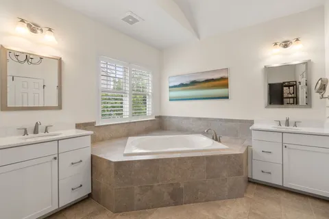 $2,650,000 | 17 Walnut Hill Lane, Cohasset, MA 02025