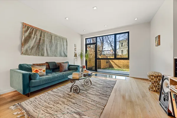 $5,500 | 1143 Lafayette Avenue, Unit 1B | Bushwick
