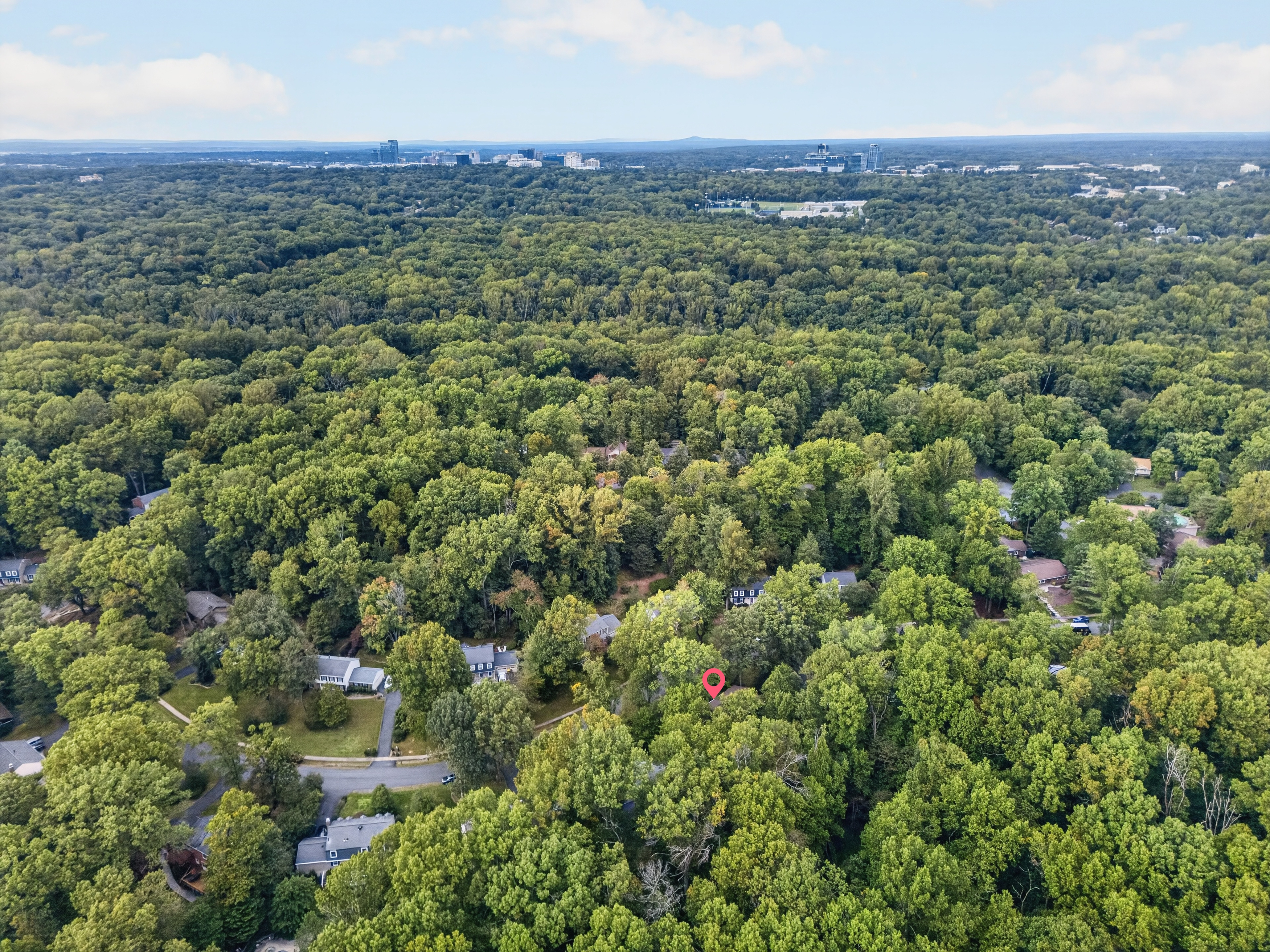 11411 Running Cedar Road Reston, VA 20191 - Photo 19 of 28 Gallery Image 19