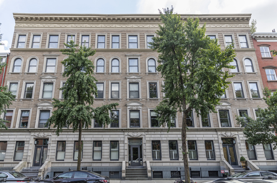 422 West 20th Street, Unit 5G Manhattan, NY 10011 - Photo 11 of 12 Gallery Image 11
