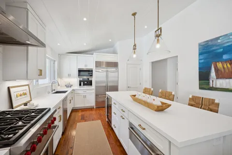$2,875,000 | 598 Fairway Drive, Novato, CA 94949