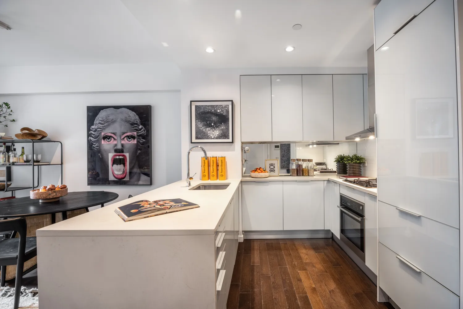 $1,995,000 | 27 West 19th Street, Unit 6 | Flatiron