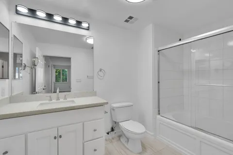 $829,000 | 1601 India Street, Unit 214, San Diego, CA 92101