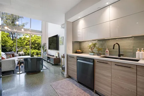 $1,749,999 | 245 Michigan Avenue, Unit LG5, Miami Beach, FL 33139