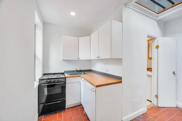 $6,750 | 334 East 22nd Street, Unit 1 | Gramercy