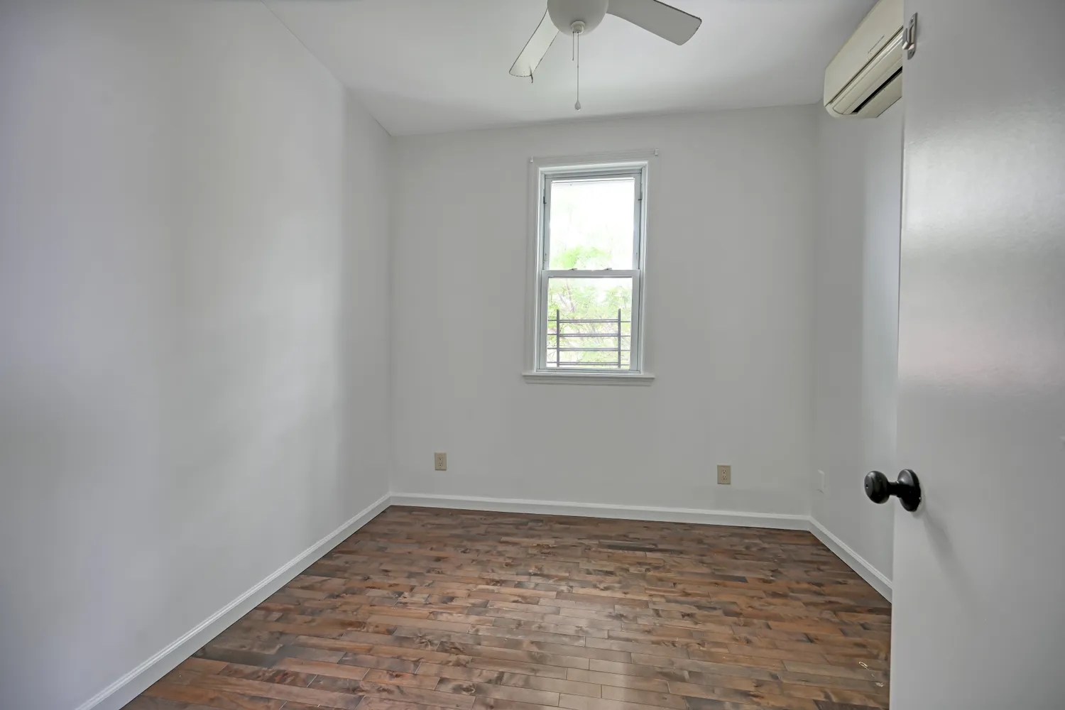 $2,600,000 | 361 Van Brunt Street | Red Hook