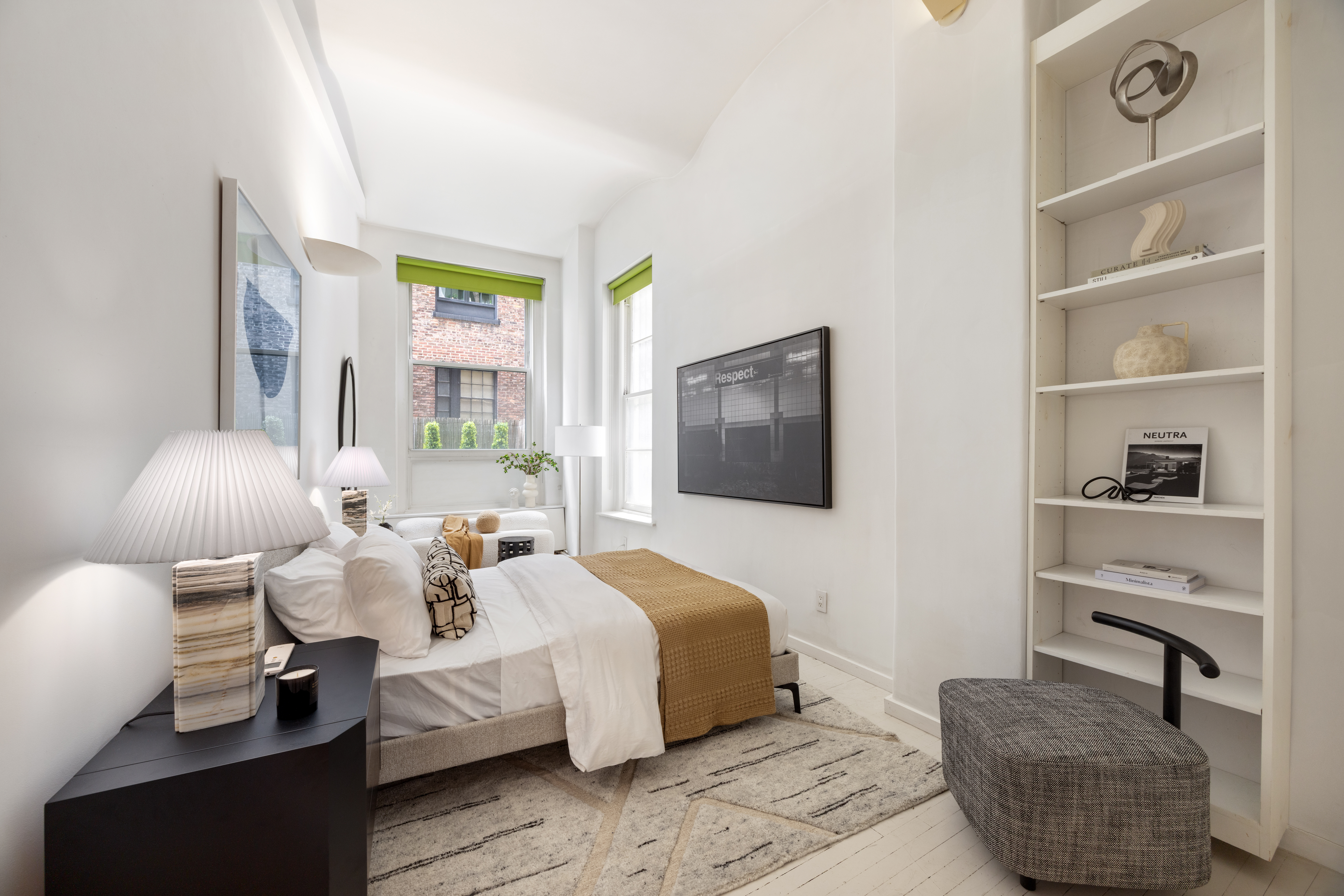 34-36 East 10th Street, Unit 2W Manhattan, NY 10003 - Photo 8 of 13 Gallery Image 8