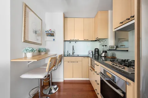 $3,995 | 206 East 95th Street, Unit 5C | Upper East Side