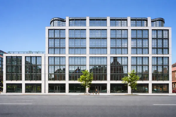 $3,995,000 | 500 West 21st Street, Unit 2G | Chelsea