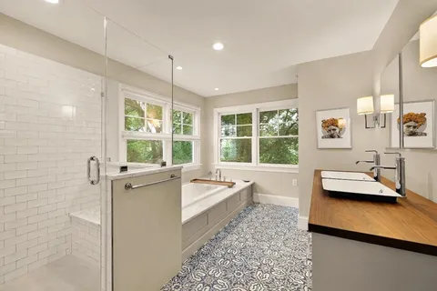 Contact Agent | 6512 Ridge Drive, Bethesda, MD 20816