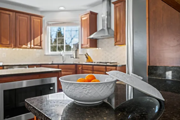 $1,050,000 | 8114 Kylemore Way, Ellicott City, MD 21043