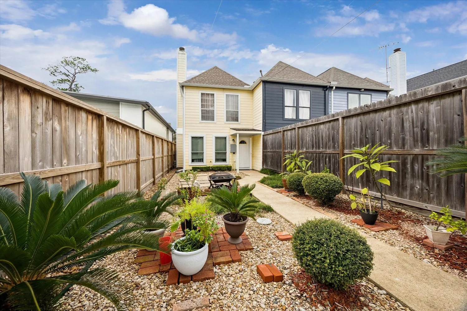 $499,000 | 926 Rutland Street, Houston, TX 77008