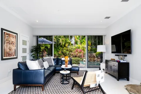 $1,725,000 | 1133 Northeast 88th Street, Miami, FL 33138