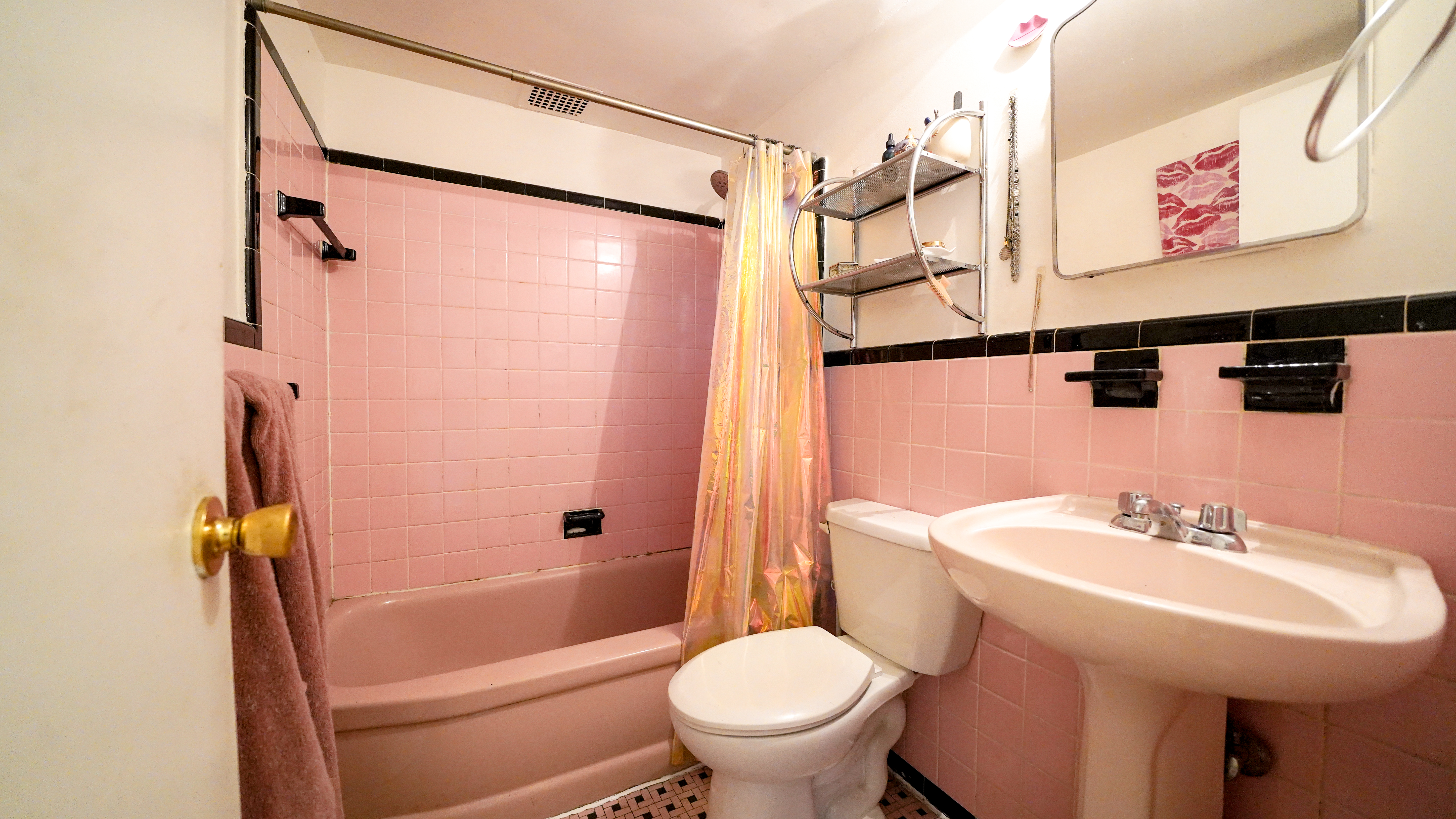 41-20 210th Street Queens, NY 11361 - Photo 37 of 44