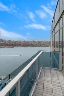 $1,350,000 | 22 North 6th Street, Unit PH4A | Williamsburg
