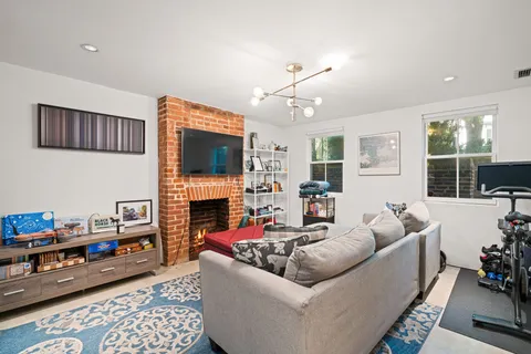 Contact Agent | 1442 Q Street Northwest, Washington, DC 20009