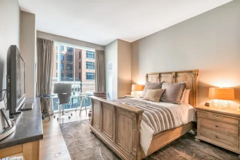 $2,500,000 | 311 West Broadway, Unit 4D | SoHo