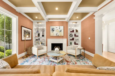 $4,100,000 | 5537 Hawthorne Place Northwest, Washington, DC 20016