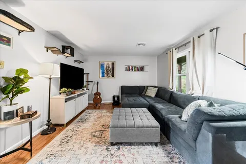 Contact Agent | 597 Lancaster Pike, New Providence, PA 17560