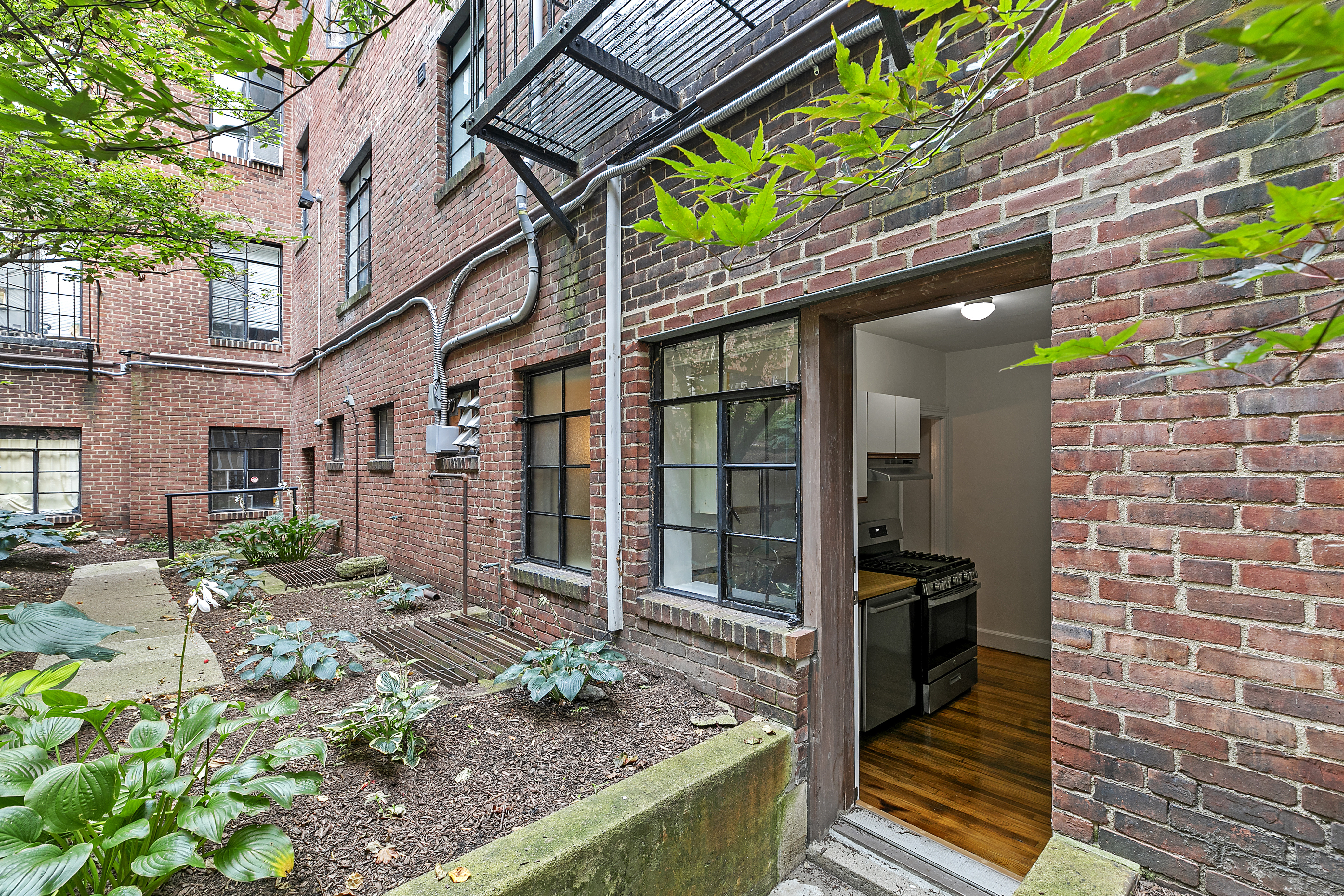 93 Strathmore Road, Unit B Brighton, MA 02135 - Photo 13 of 19