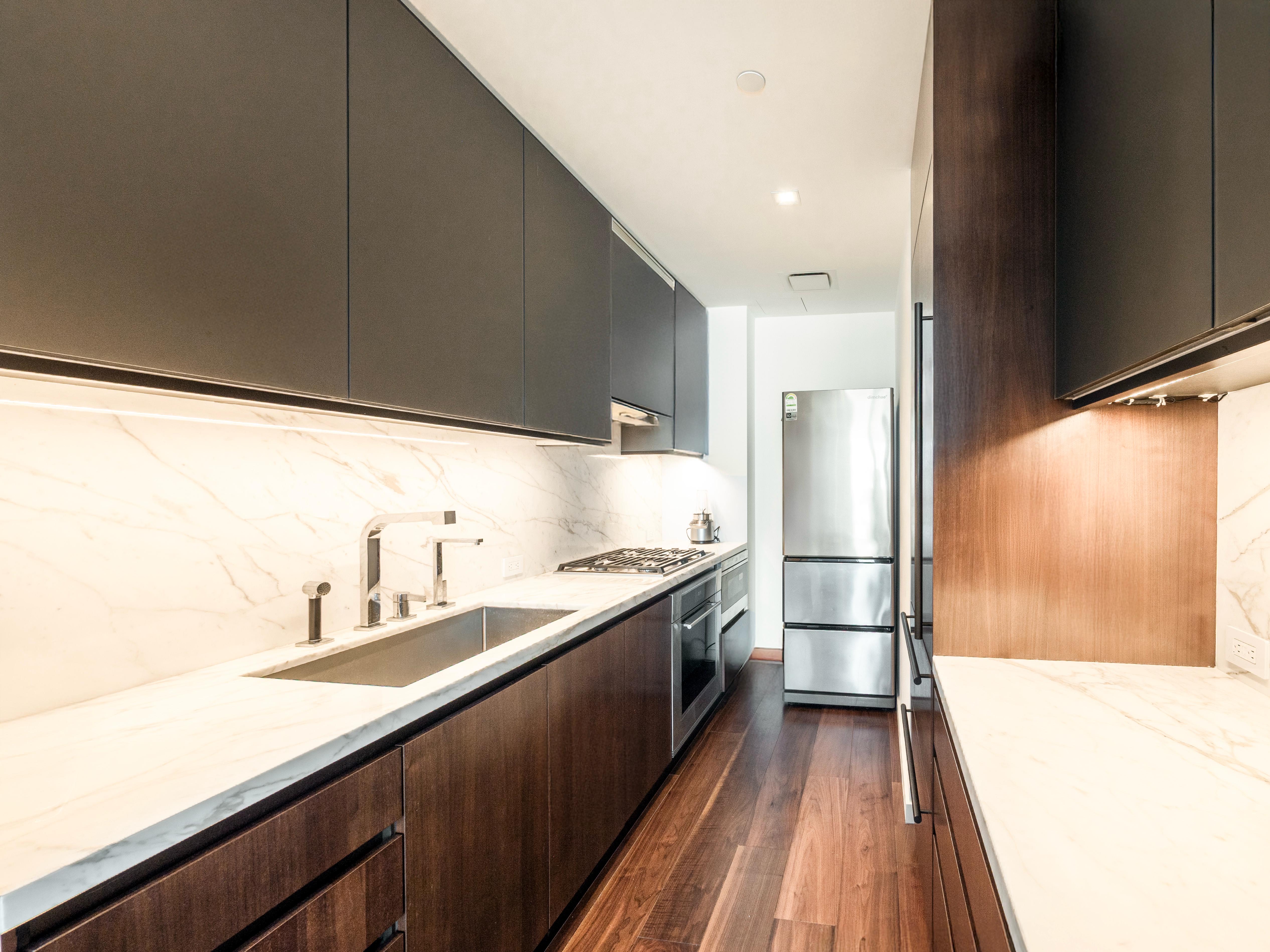1 West End Avenue, Unit 17B Manhattan, NY 10023 - Photo 2 of 6