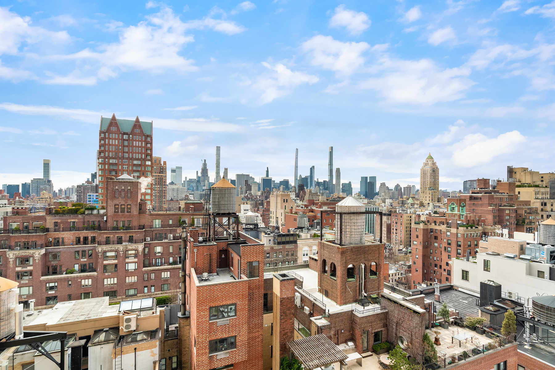 178 East 80th Street, Unit 3A Manhattan, NY 10075 - Photo 13 of 14 a view of a city with tall buildings