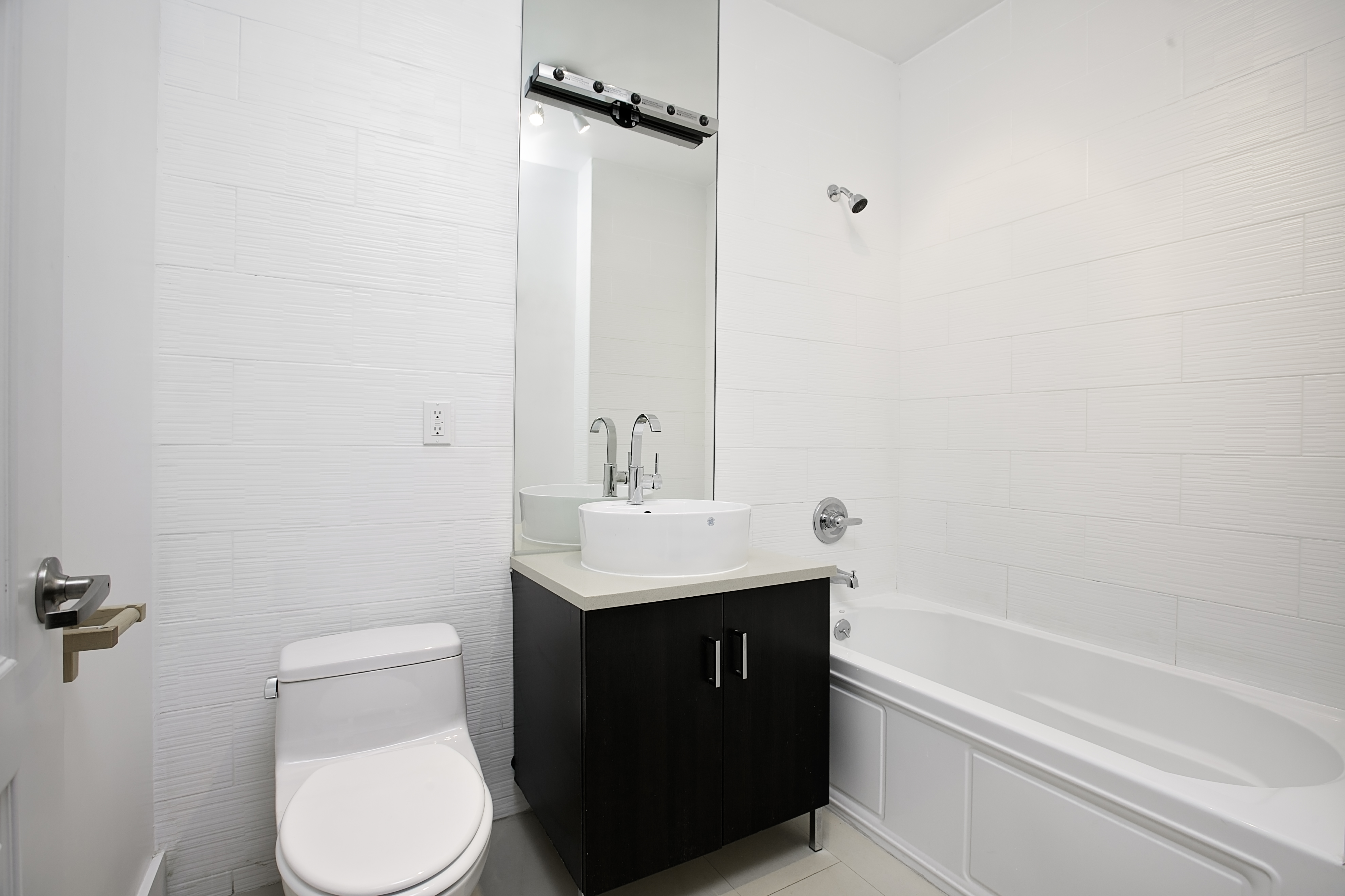 59 Hawthorne Street, Unit 3B Brooklyn, NY 11225 - Photo 2 of 6