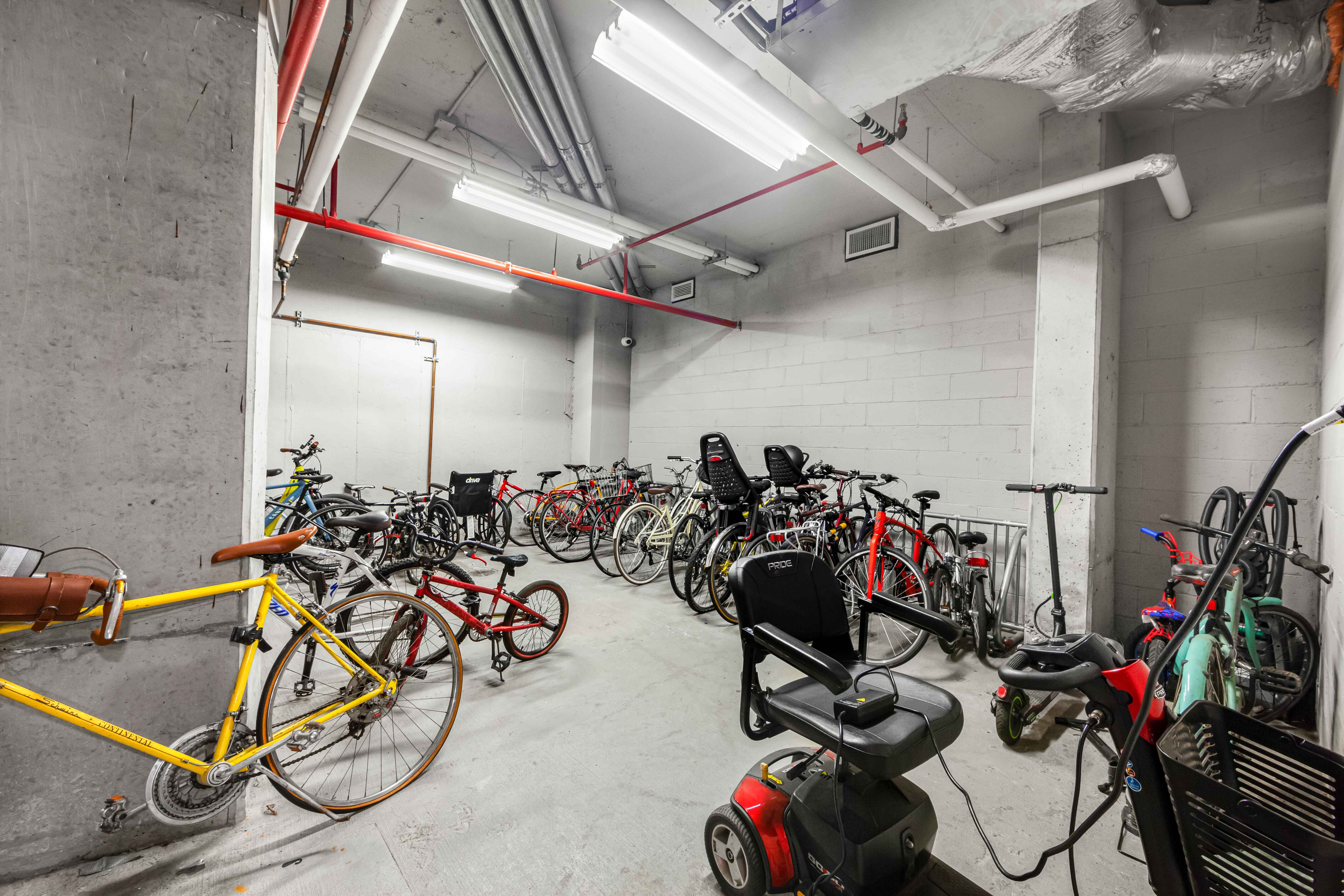202 8th Street, Unit 4A Brooklyn, NY 11215 - Photo 13 of 16 a view of a room with gym equipment