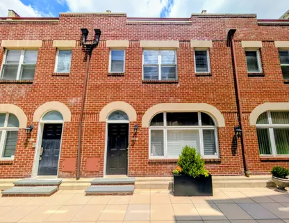 $1,000,000 | 212-24 South 24th Street, Unit 2409, Philadelphia, PA 19103