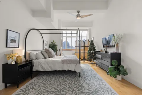 $1,250,000 | 310 East 46th Street, Unit 22U | Midtown East