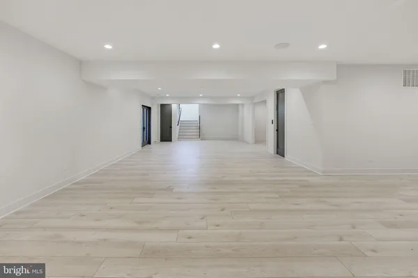 Contact Agent | 1608 Wrightson Drive, McLean, VA 22101