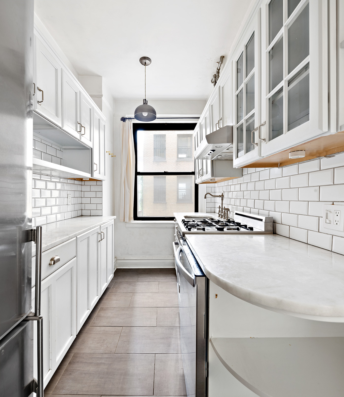 457 West 57th Street, Unit 202 Manhattan, NY 10019 - Photo 4 of 8