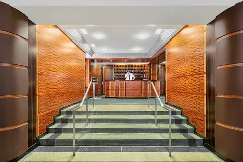 $720,000 | 235 East 22nd Street, Unit 7T | Gramercy