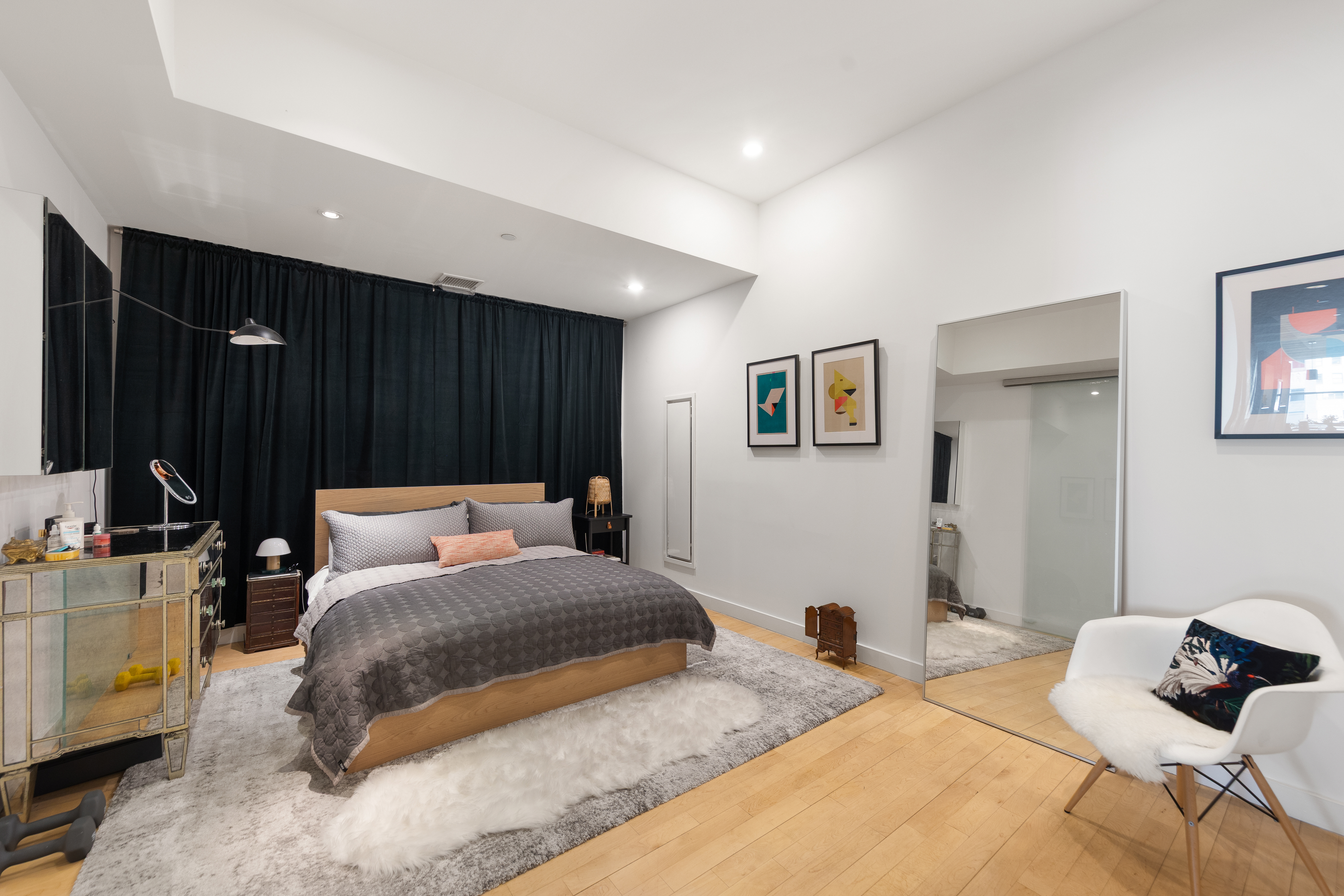 15 Broad Street, Unit 1906 Manhattan, NY 10005 - Photo 6 of 8
