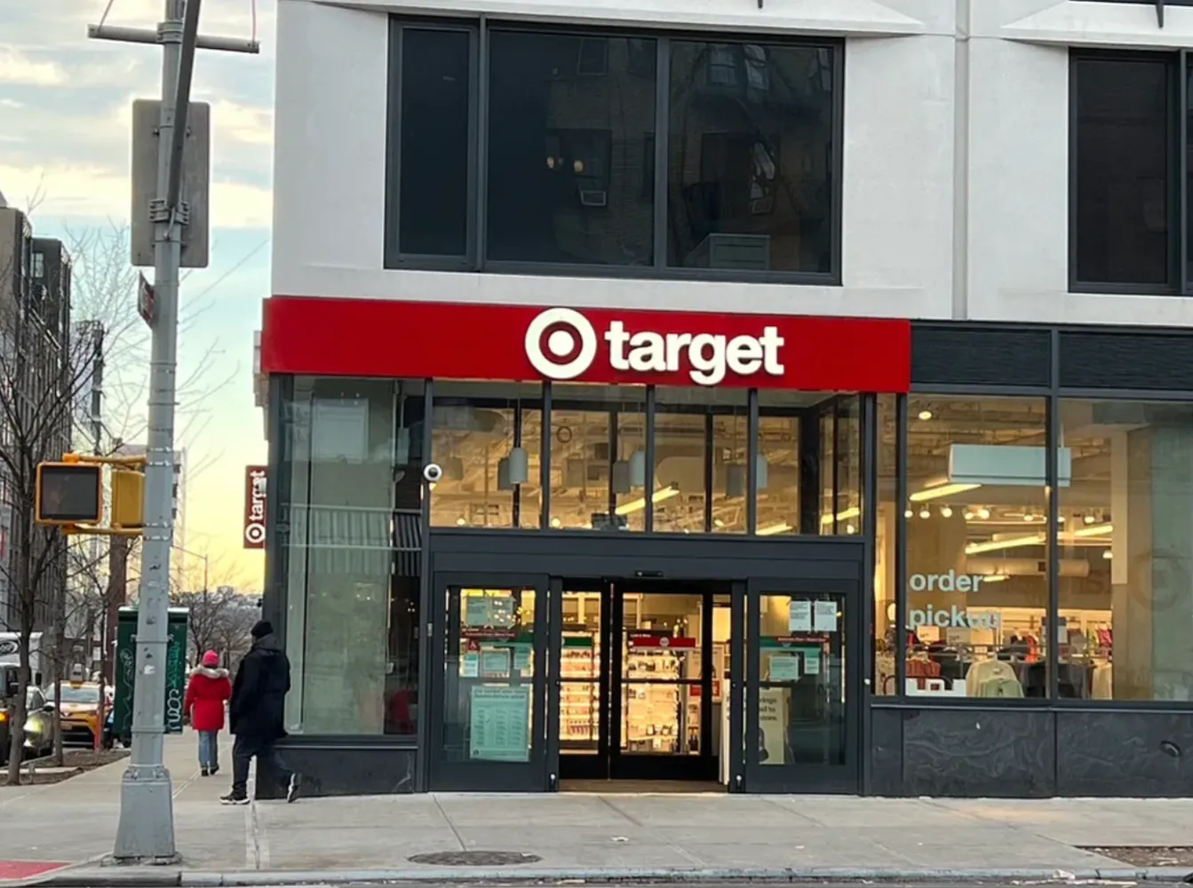 $3,000 | 619 9th Avenue, Unit 3E | Hell's Kitchen