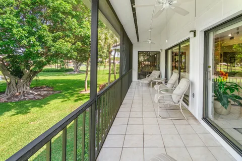 $524,900 | 7809 Lakeside Boulevard, Unit G204, Boca Raton, FL 33434